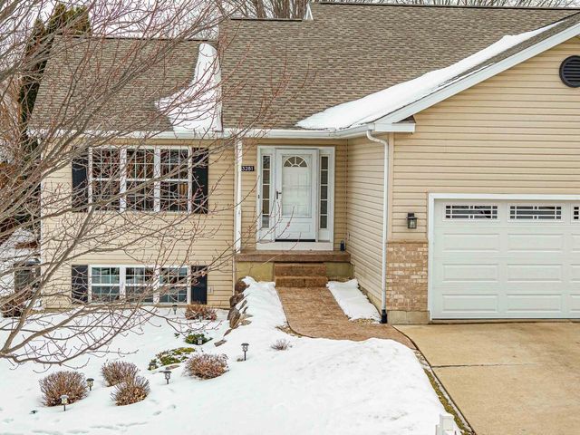 3281 Edmonton Drive, Sun Prairie, WI 53590