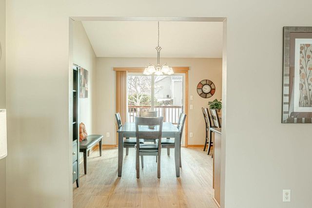 3281 Edmonton Drive, Sun Prairie, WI 53590