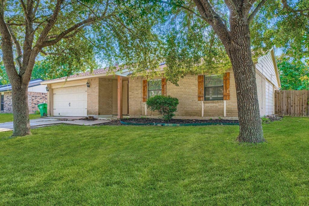 226 Tara Plantation Drive, Richmond, TX 77469