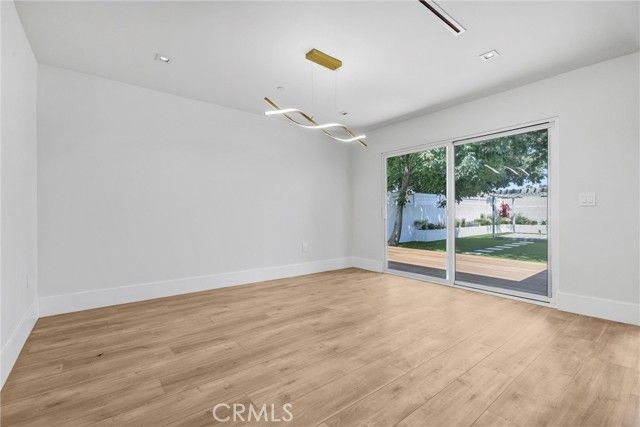 7508 Claire Avenue, Reseda (los Angeles), CA 91335