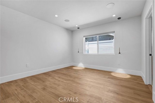 7508 Claire Avenue, Reseda (los Angeles), CA 91335