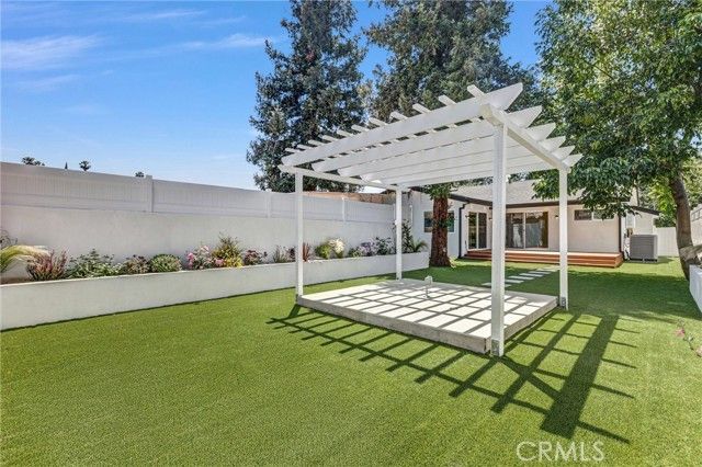 7508 Claire Avenue, Reseda (los Angeles), CA 91335