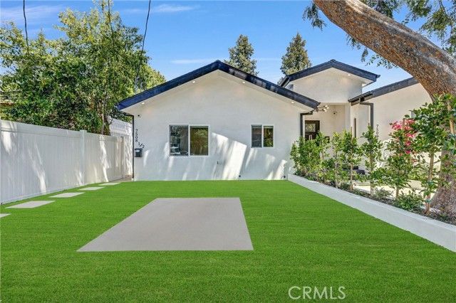 7508 Claire Avenue, Reseda (los Angeles), CA 91335