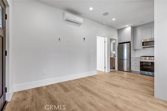 7508 Claire Avenue, Reseda (los Angeles), CA 91335