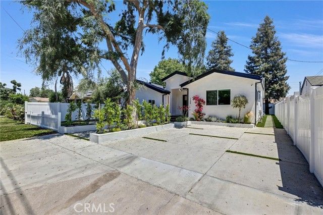 7508 Claire Avenue, Reseda (los Angeles), CA 91335