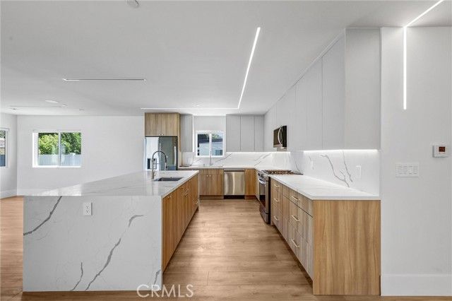 7508 Claire Avenue, Reseda (los Angeles), CA 91335