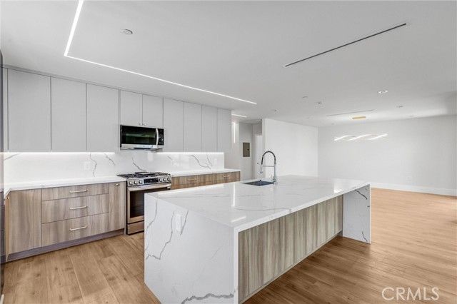 7508 Claire Avenue, Reseda (los Angeles), CA 91335