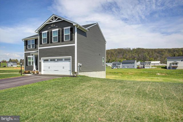 95 LELAND WAY, Hanover, PA 17331