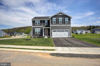 95 LELAND WAY, Hanover, PA 17331