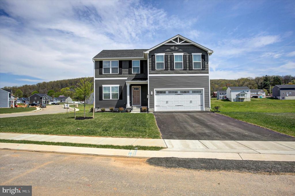 95 LELAND WAY, Hanover, PA 17331