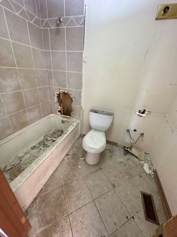 21746 CAROL Avenue, Sauk Village, IL 60411