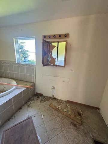 21746 CAROL Avenue, Sauk Village, IL 60411