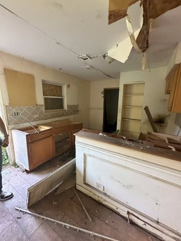 21746 CAROL Avenue, Sauk Village, IL 60411