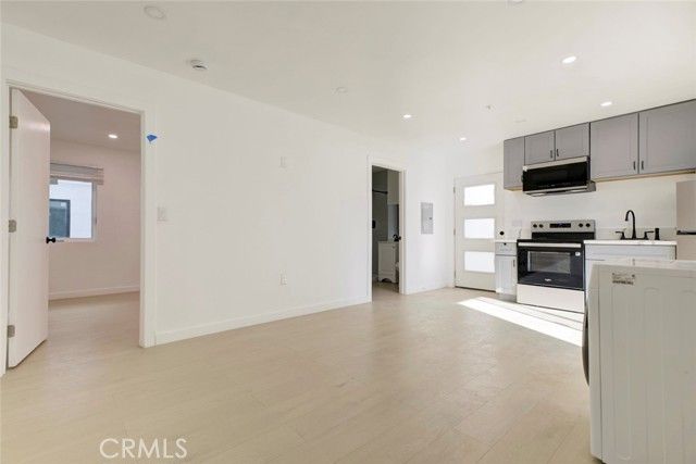 5654 Cartwright, North Hollywood (los Angeles), CA 91601