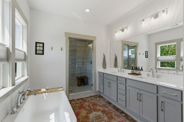 2604B Airpark Dr, Nashville, TN 37206