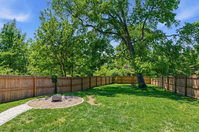 2604B Airpark Dr, Nashville, TN 37206