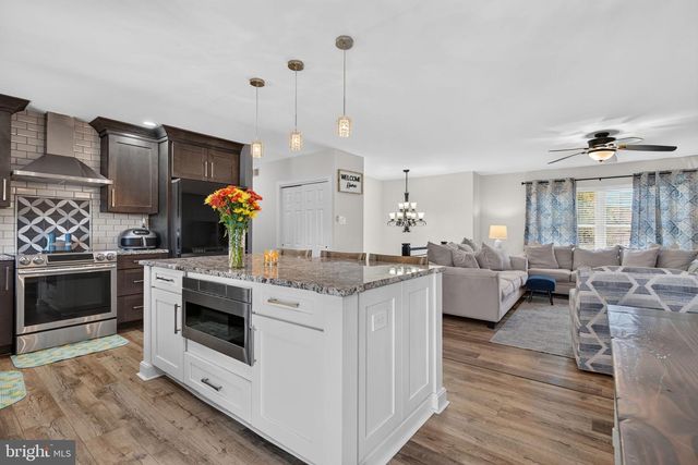 29 CANDLEWOOD CIR, Marlton, NJ 08053