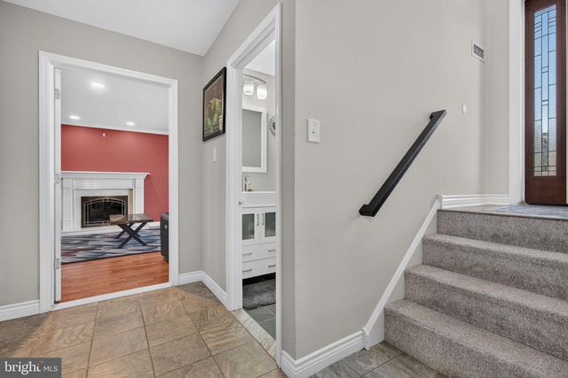 29 CANDLEWOOD CIR, Marlton, NJ 08053