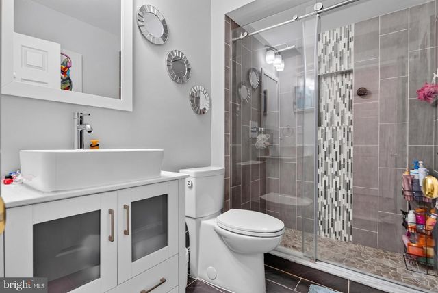 29 CANDLEWOOD CIR, Marlton, NJ 08053