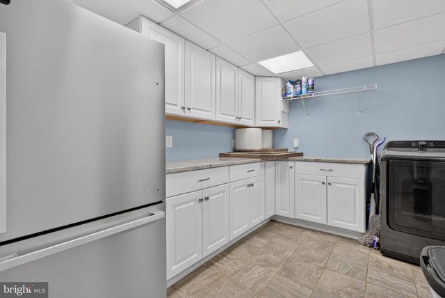 29 CANDLEWOOD CIR, Marlton, NJ 08053