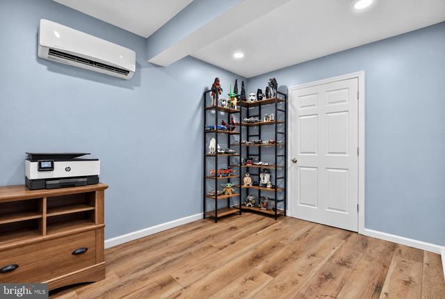 29 CANDLEWOOD CIR, Marlton, NJ 08053