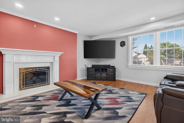 29 CANDLEWOOD CIR, Marlton, NJ 08053
