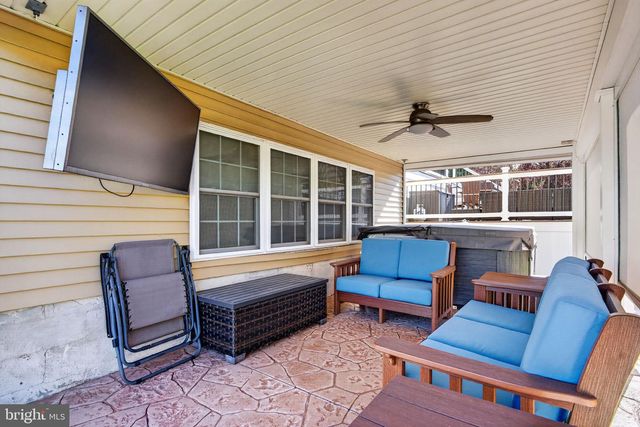 29 CANDLEWOOD CIR, Marlton, NJ 08053