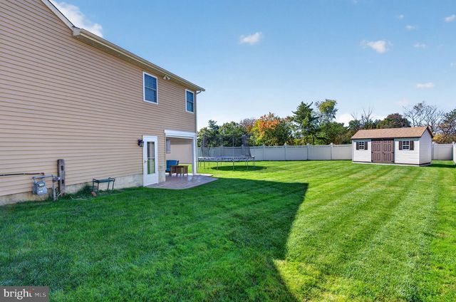 29 CANDLEWOOD CIR, Marlton, NJ 08053