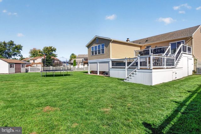 29 CANDLEWOOD CIR, Marlton, NJ 08053