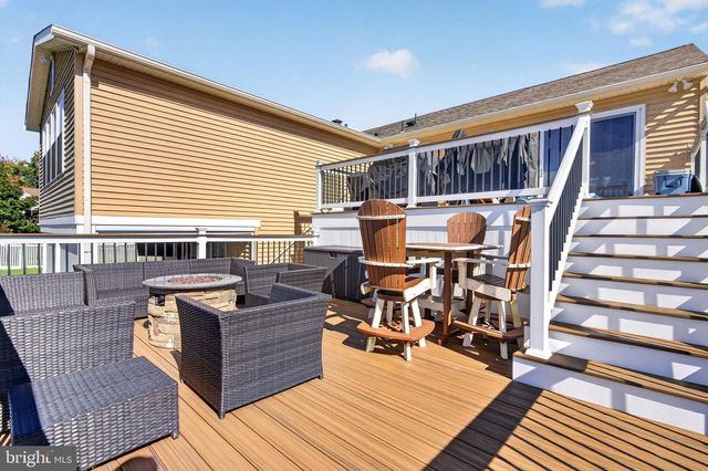 29 CANDLEWOOD CIR, Marlton, NJ 08053