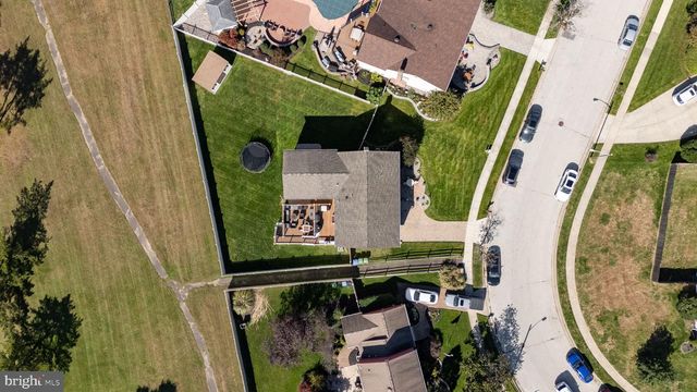 29 CANDLEWOOD CIR, Marlton, NJ 08053