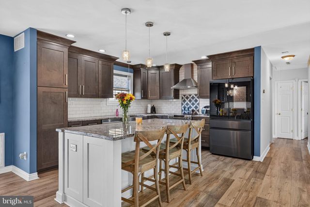 29 CANDLEWOOD CIR, Marlton, NJ 08053