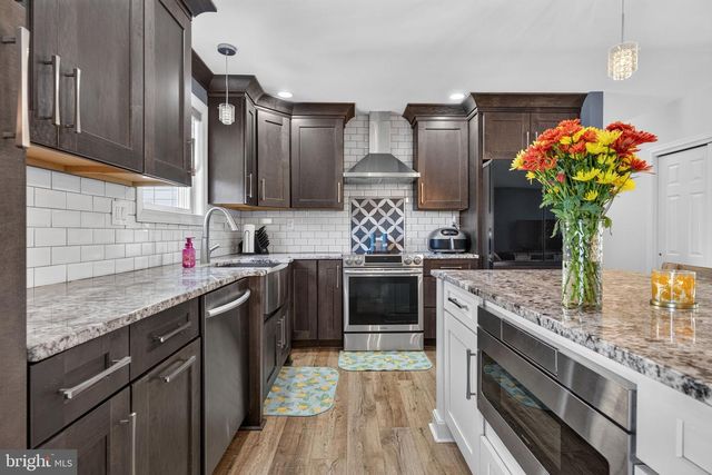 29 CANDLEWOOD CIR, Marlton, NJ 08053