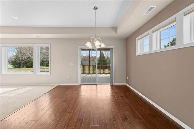 80 Quail Circle, Hudson, WI 54016