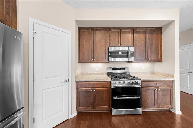 80 Quail Circle, Hudson, WI 54016