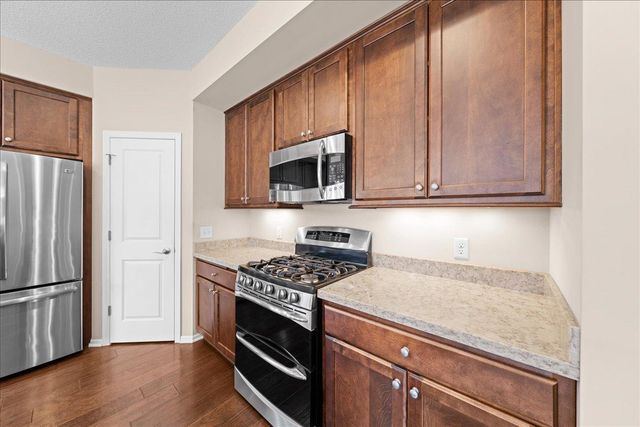 80 Quail Circle, Hudson, WI 54016