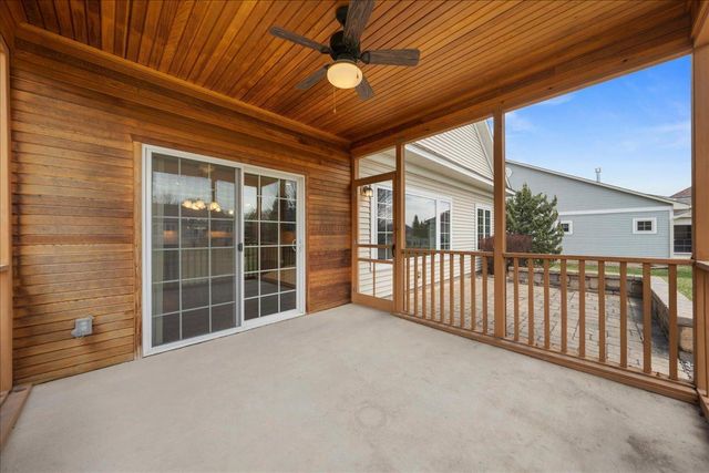 80 Quail Circle, Hudson, WI 54016