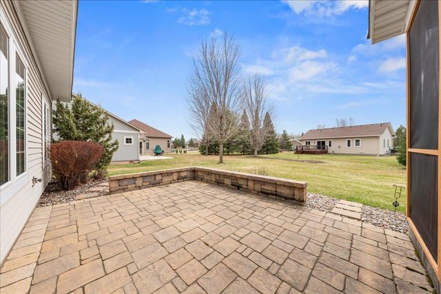 80 Quail Circle, Hudson, WI 54016