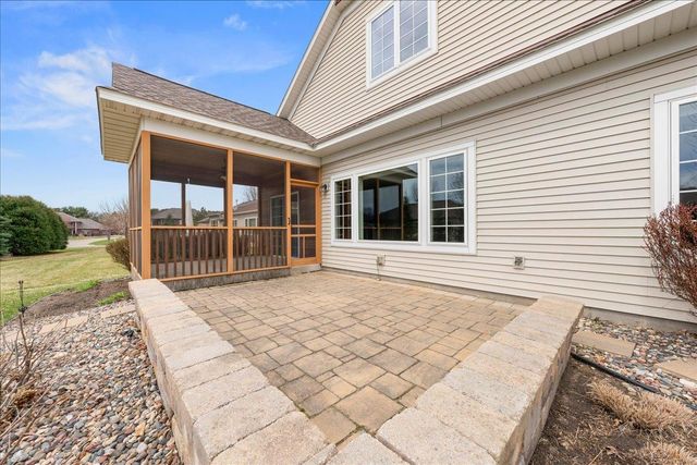 80 Quail Circle, Hudson, WI 54016