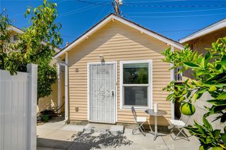 359 W Garfield Avenue B, Glendale, CA 91204