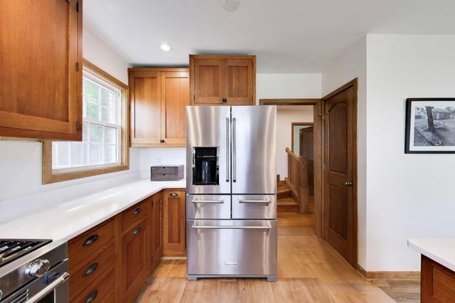 3290 Ridge Road, Highland, IN 46322
