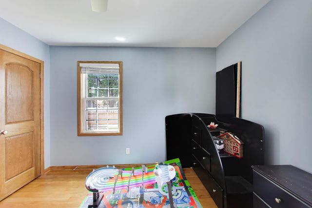 3290 Ridge Road, Highland, IN 46322