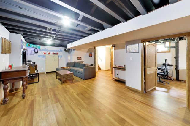 3290 Ridge Road, Highland, IN 46322