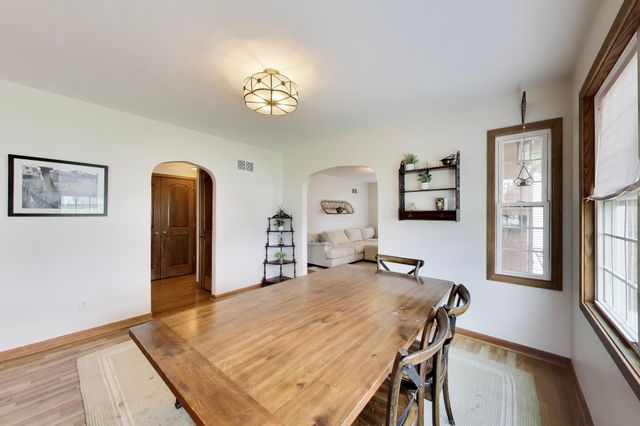 3290 Ridge Road, Highland, IN 46322