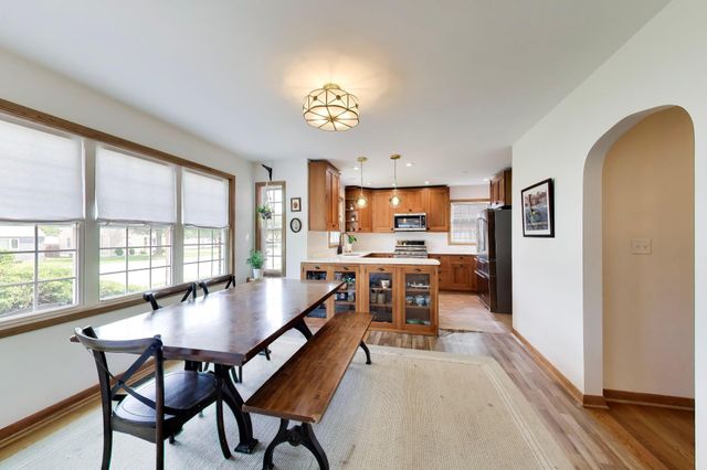 3290 Ridge Road, Highland, IN 46322