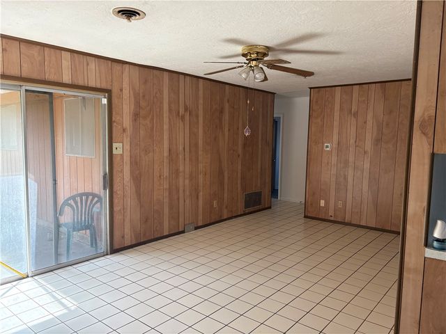 4902 Branscomb Dr, Corpus Christi, TX 78411