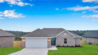 181 Tonya Loop, Huntsville, AR 72740
