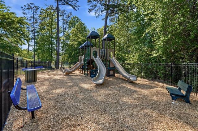 804 Turnstone Drive, Woodstock, GA 30188