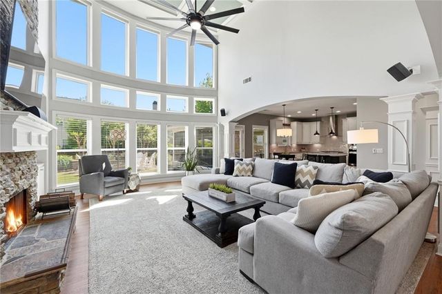 804 Turnstone Drive, Woodstock, GA 30188