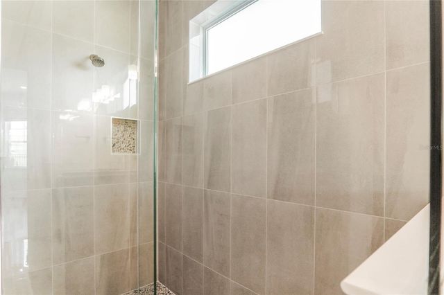 16120 VOLTERRA POINT, Montverde, FL 34756